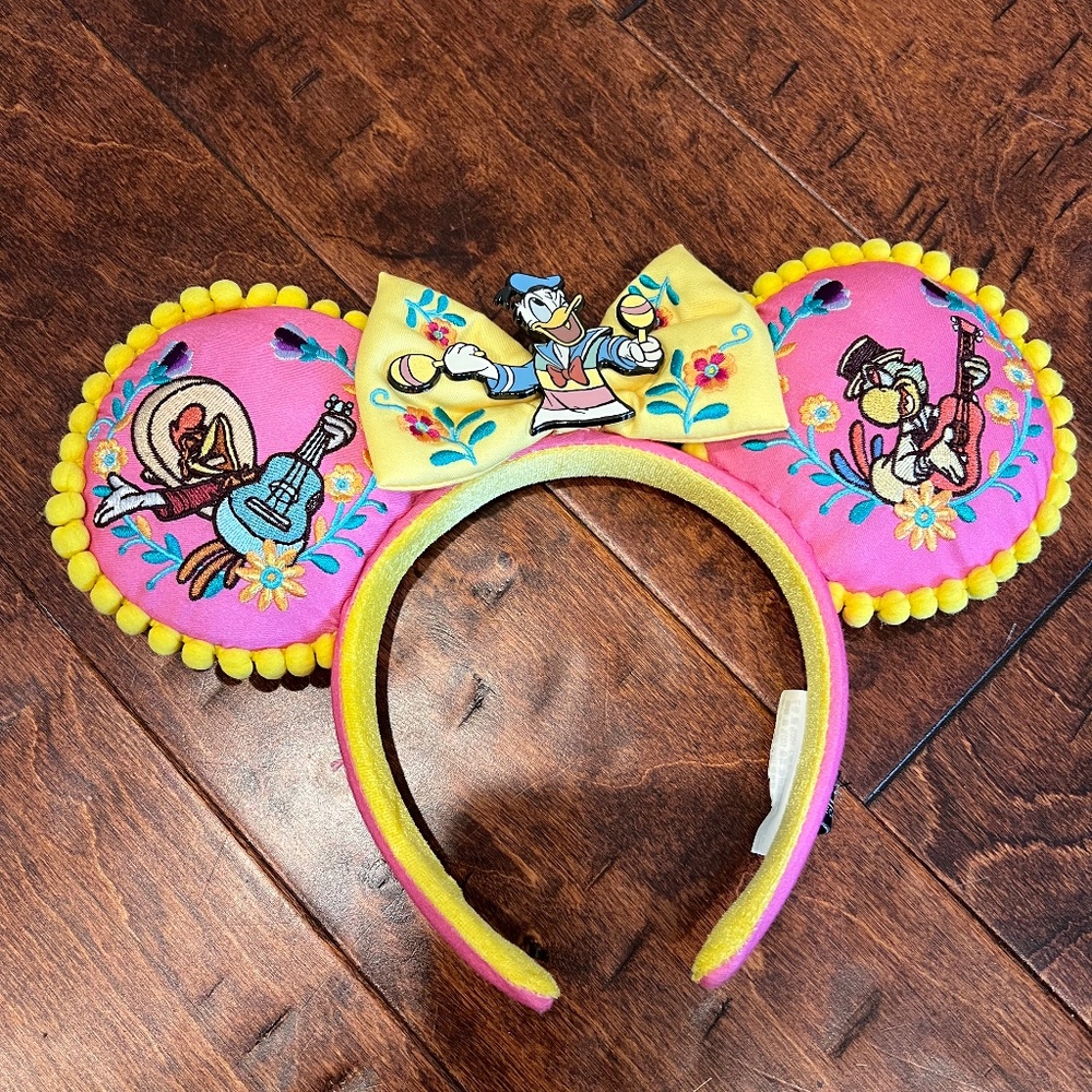 Disney Gran Fiesta Mickey ears